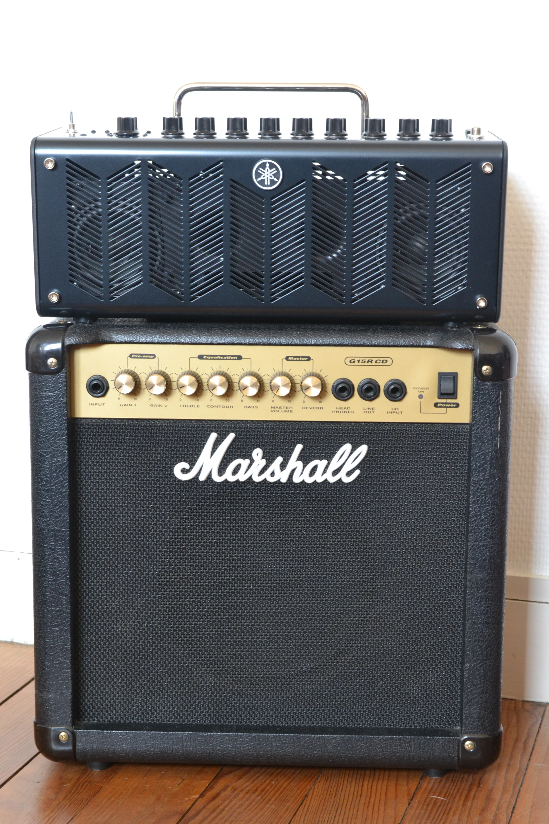 Amazon.com: Yamaha THR10C Mini Guitar Amplifier with Cubase